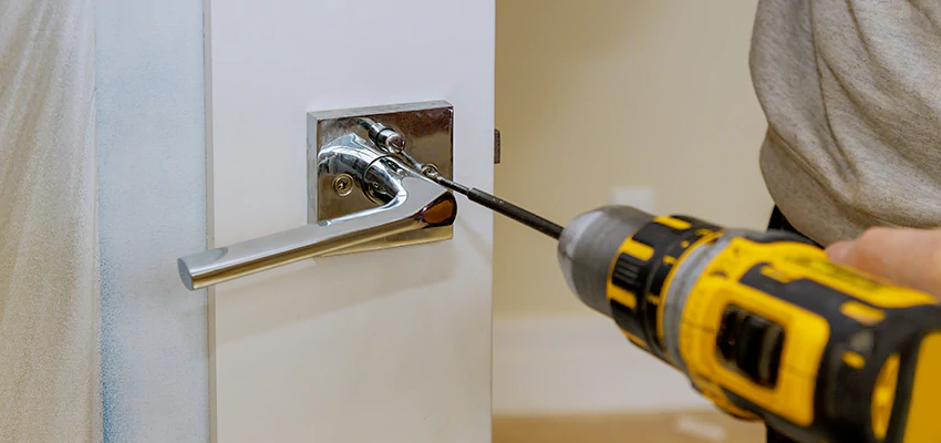 After-hours Locksmith  For Lock Troubleshooting in Santa Clarita, California