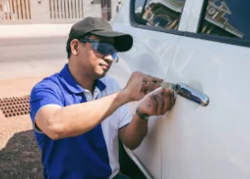Car Locksmith in Santa Clarita, CA